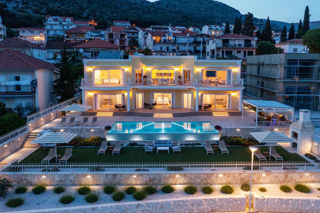 Villa Bella Vista Am Meer Trogir Eksteriør billede