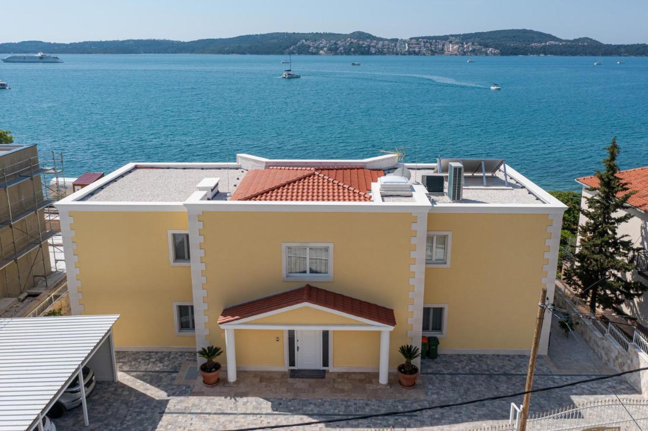 Villa Bella Vista Am Meer Trogir Eksteriør billede